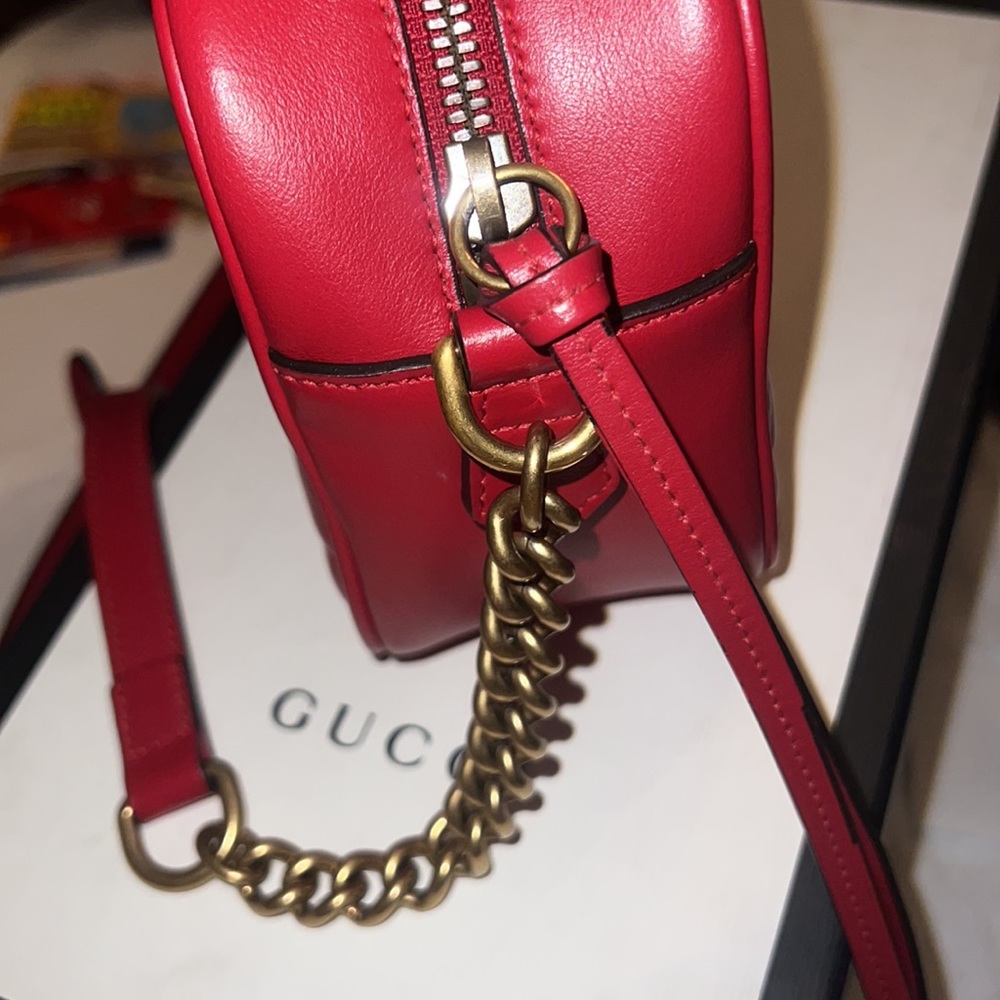 Small Gucci marmont  leather bag - Picture 7 of 12